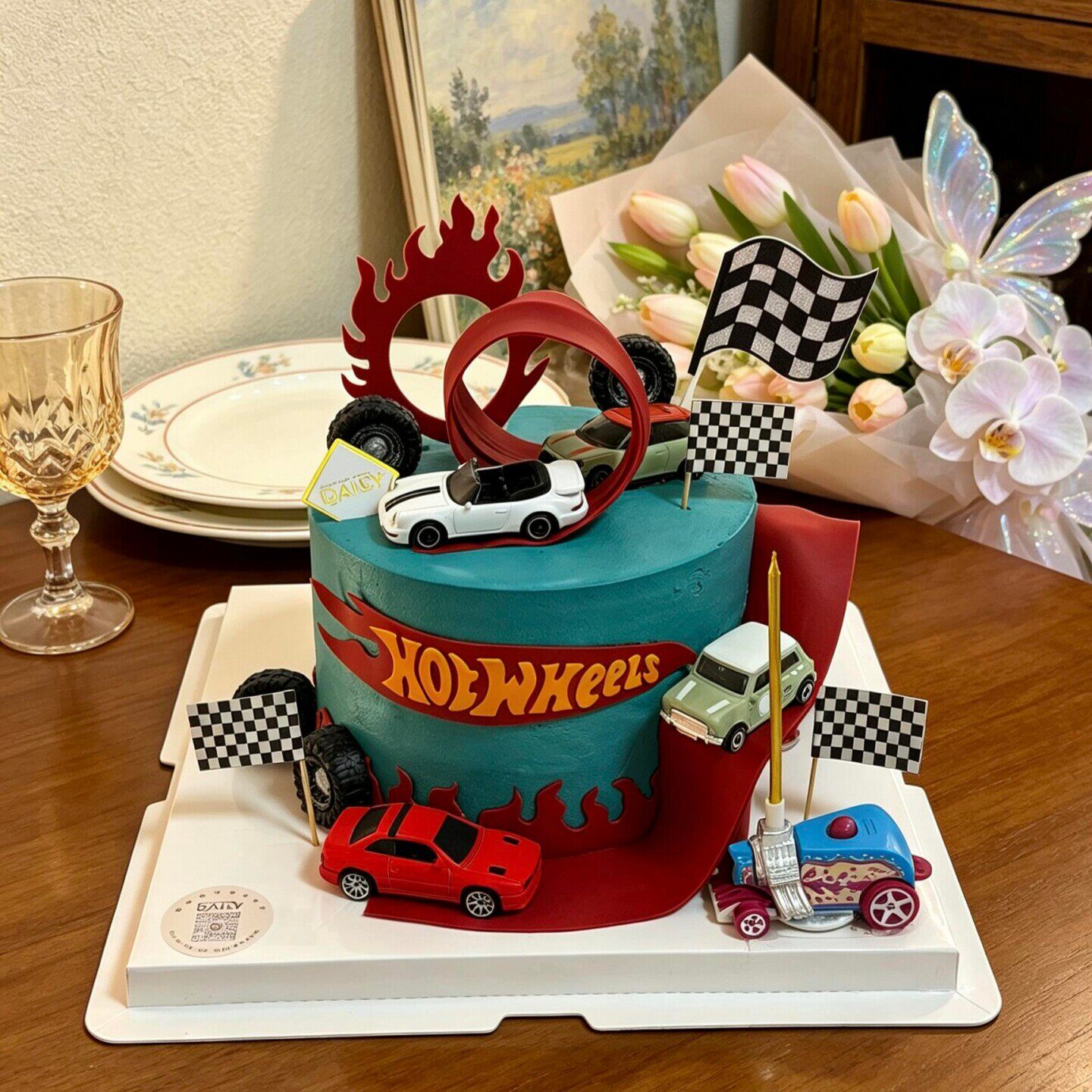 网红风火轮小汽车蛋糕装饰摆件儿童男孩生日赛车旗烘焙插件插牌