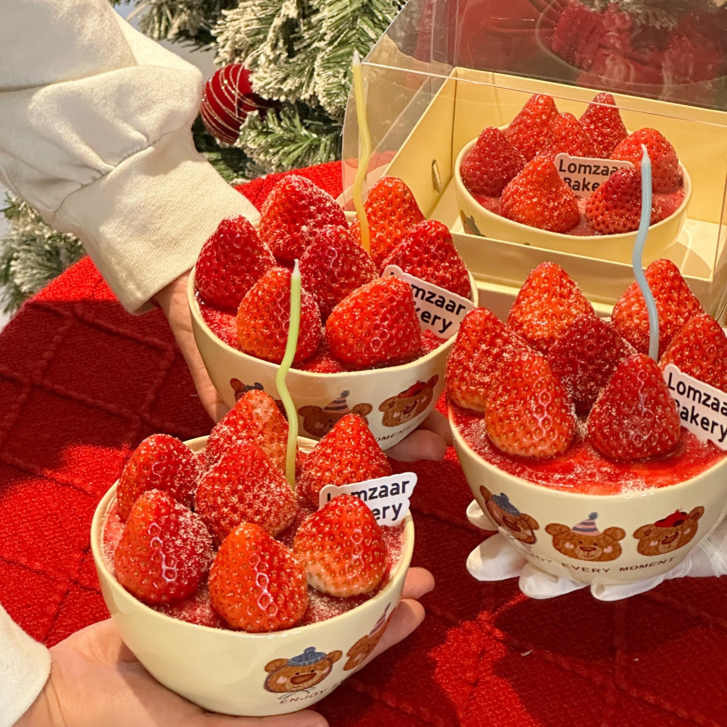 2026新年圣诞节草莓陶瓷碗蛋糕装饰小熊头草莓甜品碗酸奶碗烘焙