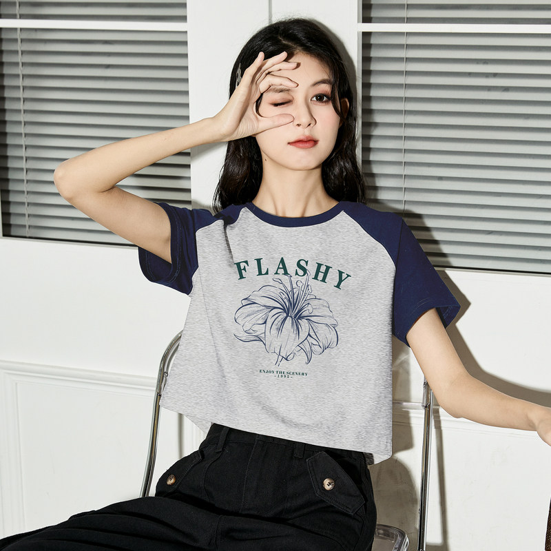 唐狮春夏季短袖T恤女新款浅麻灰字母印花撞色袖上衣百搭显瘦休闲