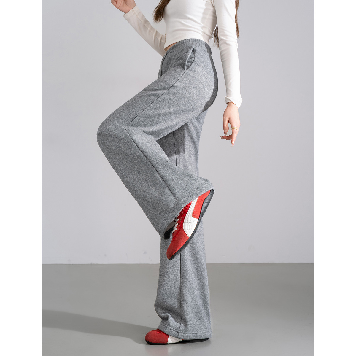 唐狮秋冬直筒加绒休闲裤女简约流行运动长裤显瘦百搭高级感TD