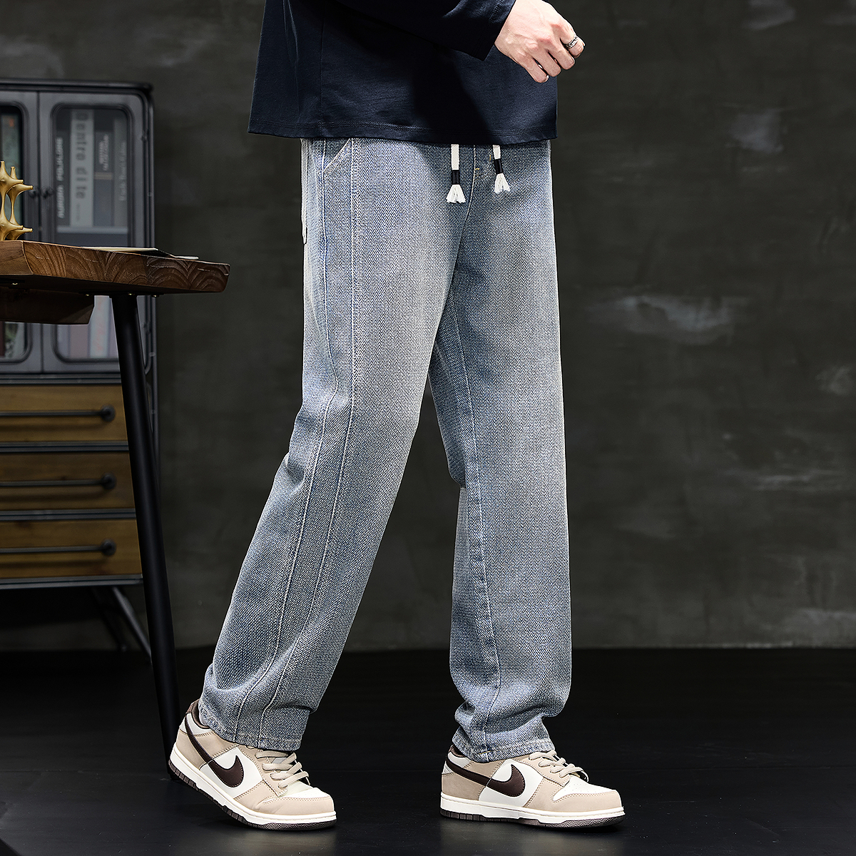 唐狮秋冬新款男牛仔裤宽松侧边细