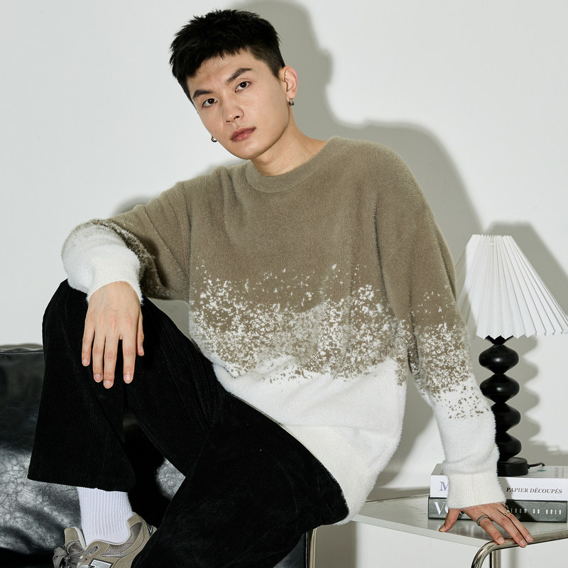 唐狮仿貂绒男士毛衣冬季新雪花渐变复古潮慵懒风软糯男毛衫