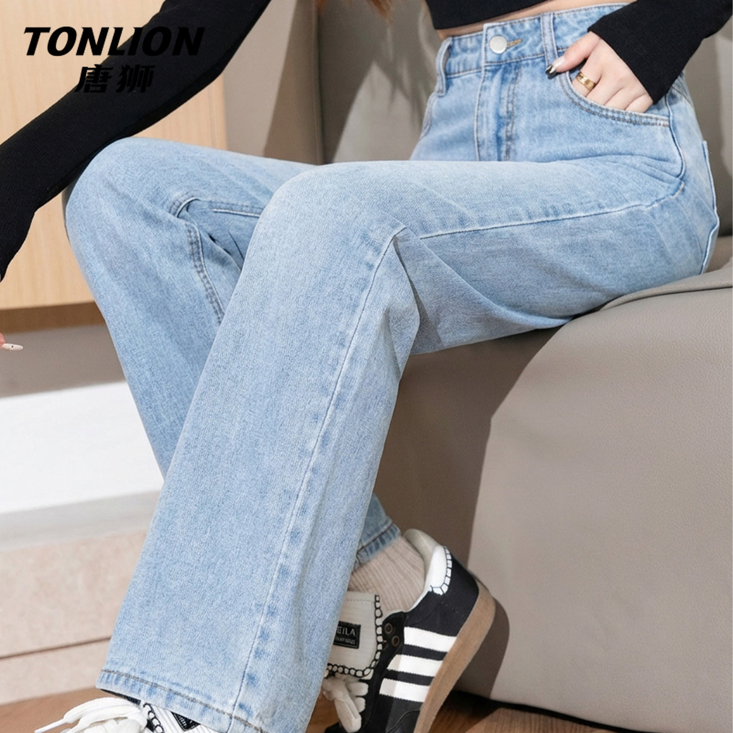 唐狮官方阔腿牛仔裤女春秋款2026新款女士高腰显瘦直筒休闲裤子V