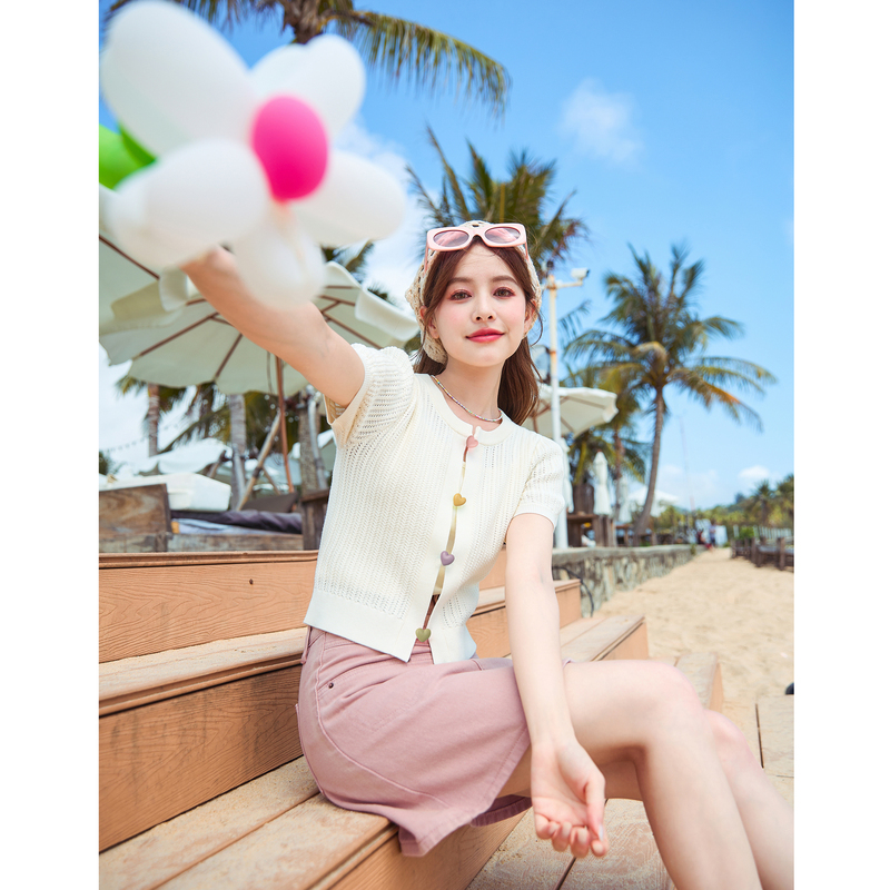 唐狮春夏新款女短袖针织衫镂空设