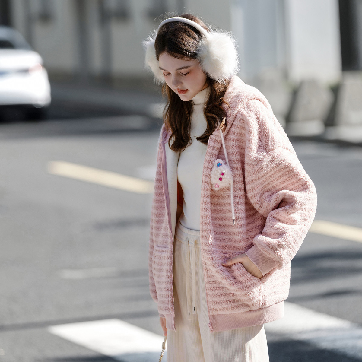 唐狮秋冬女条纹兔耳朵毛绒一手长外套可爱甜美少女风软糯TM