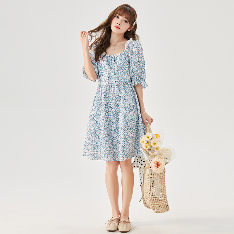 唐狮碎花连衣裙女士夏装新款视觉显瘦吊带裙氛围感气质裙子法式