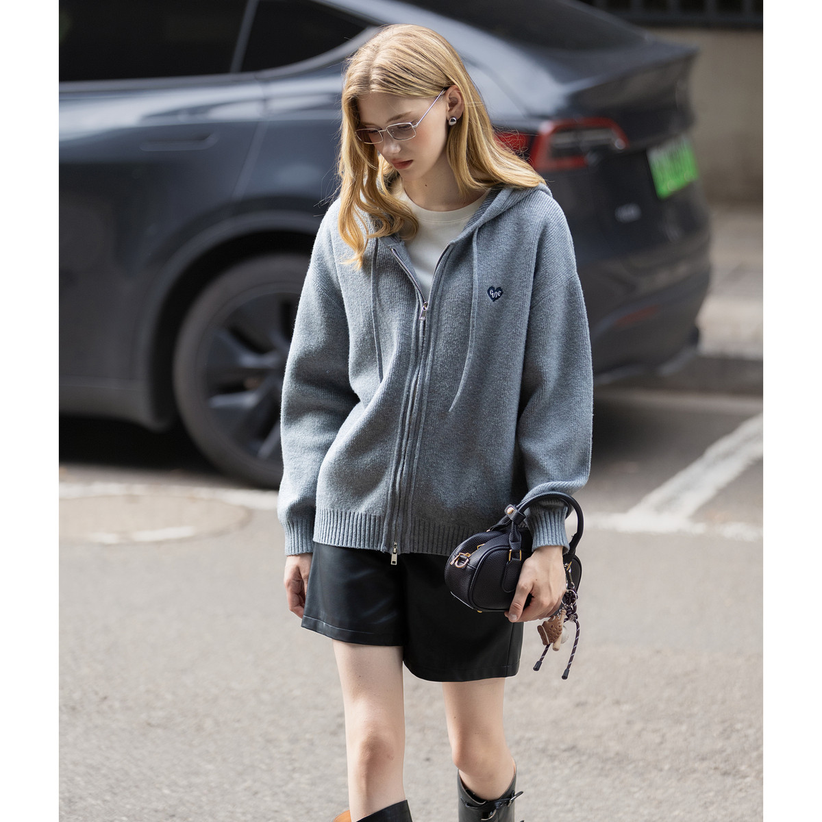 唐狮毛衣外套女秋冬精致爱心刺绣女士连帽净色开衫毛线衫TMTA,女装/女士精品,毛衣,淘宝优惠券,粉丝福利购,淘宝优惠卷