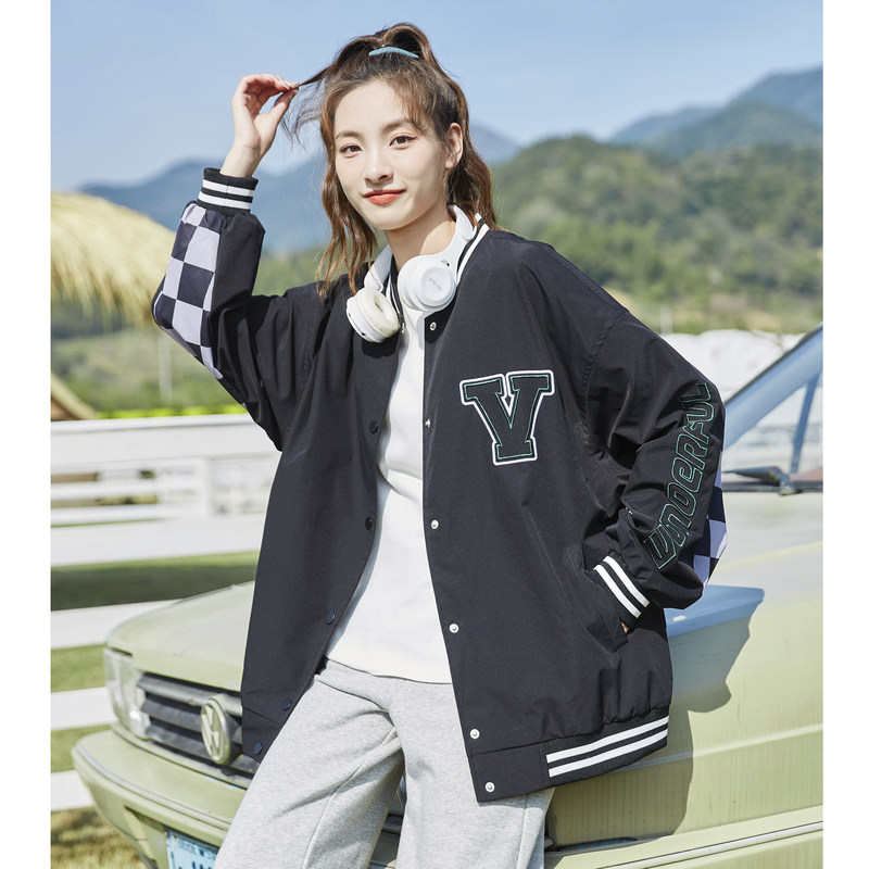 唐狮休闲棒球服女2022春秋新款拼接上衣棋盘格设计感小众短外套Q