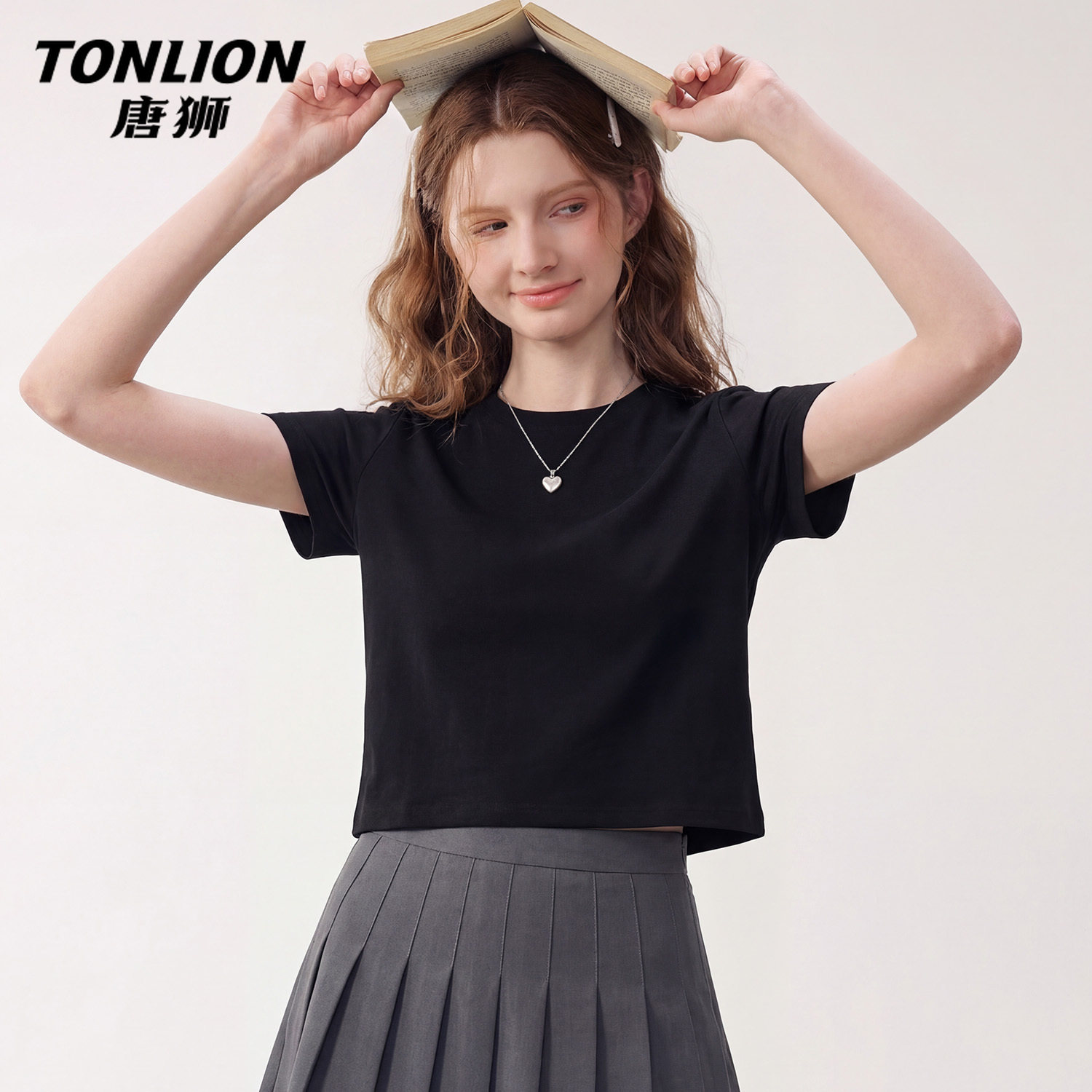 唐狮官方纯棉短袖女t恤2026新款夏季短款宽松半袖内搭黑色上衣V