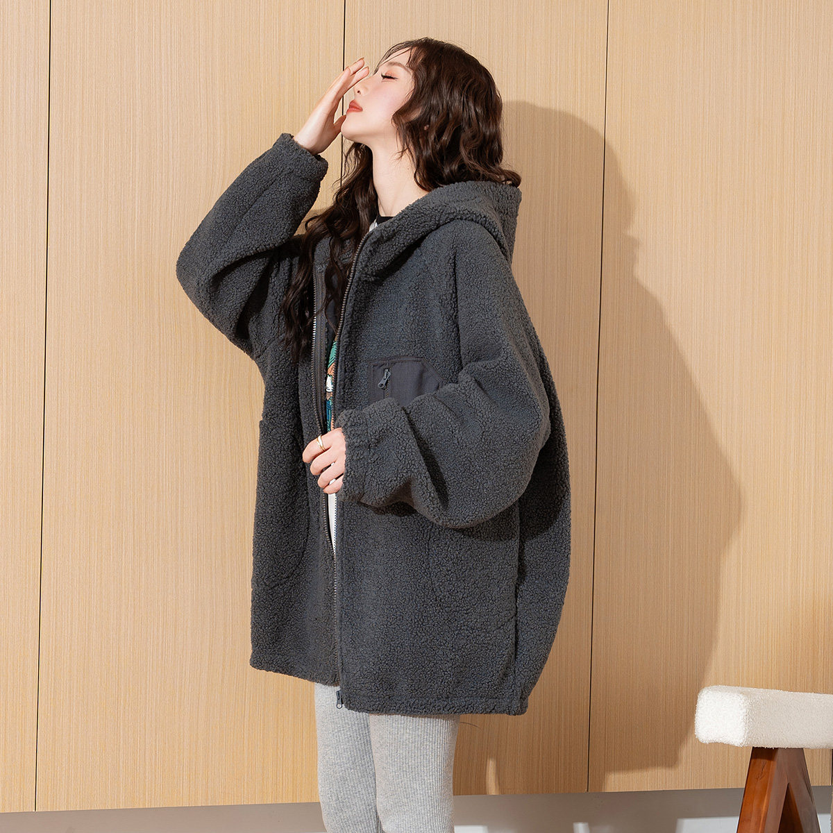 唐狮女外套新款今年流行爆款连帽拼接外套超好看加厚上衣流行tu