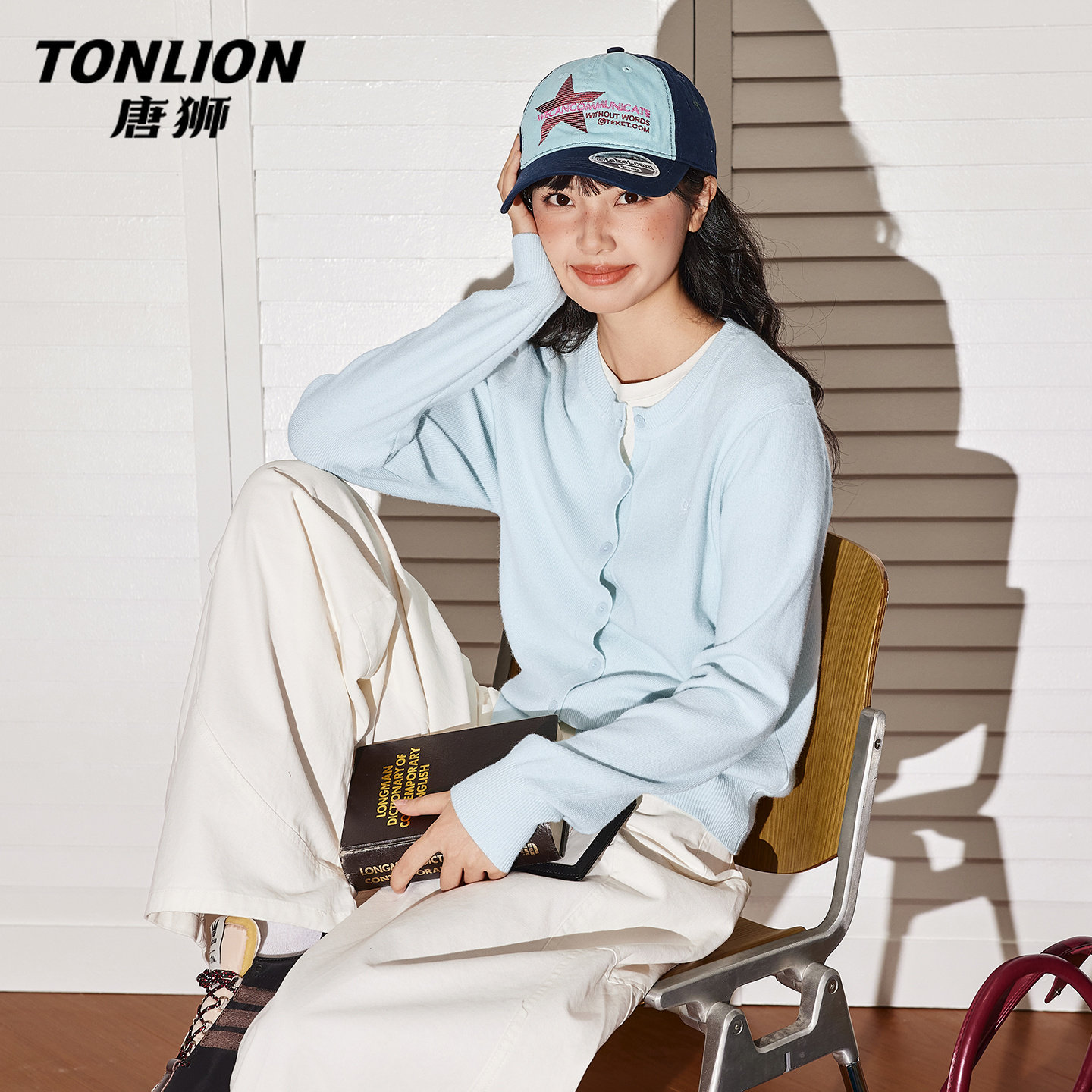 唐狮官方蓝色针织开衫外套女2026新款春秋款小个子圆领排扣毛衣V