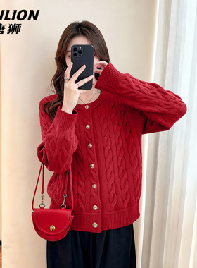 唐狮官方红色小香风绞花针织衫女2026新款冬季加厚保暖毛衣外套VB
