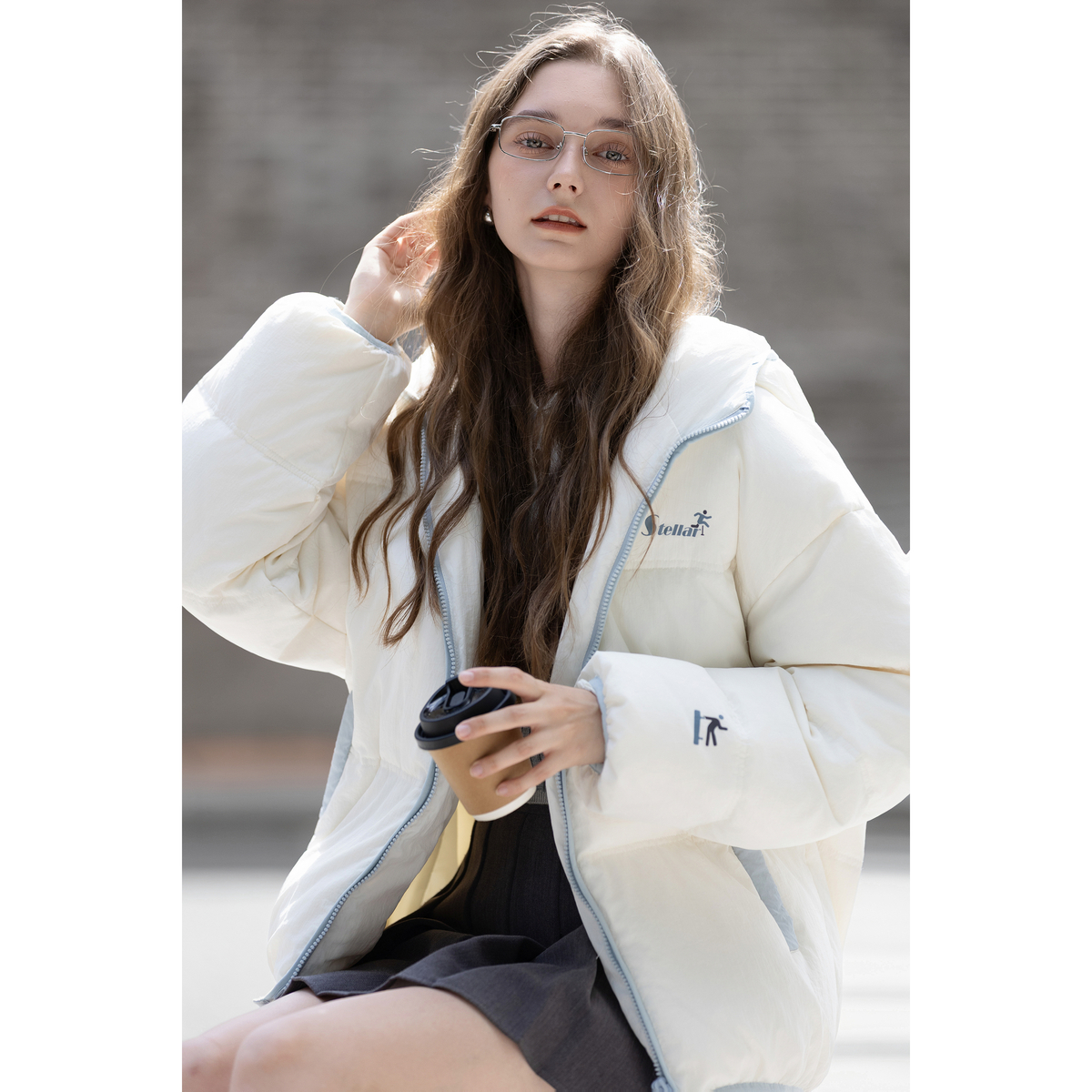 唐狮秋冬款羽绒服女款女前片印花连帽短款羽绒服高级感减龄少女TU