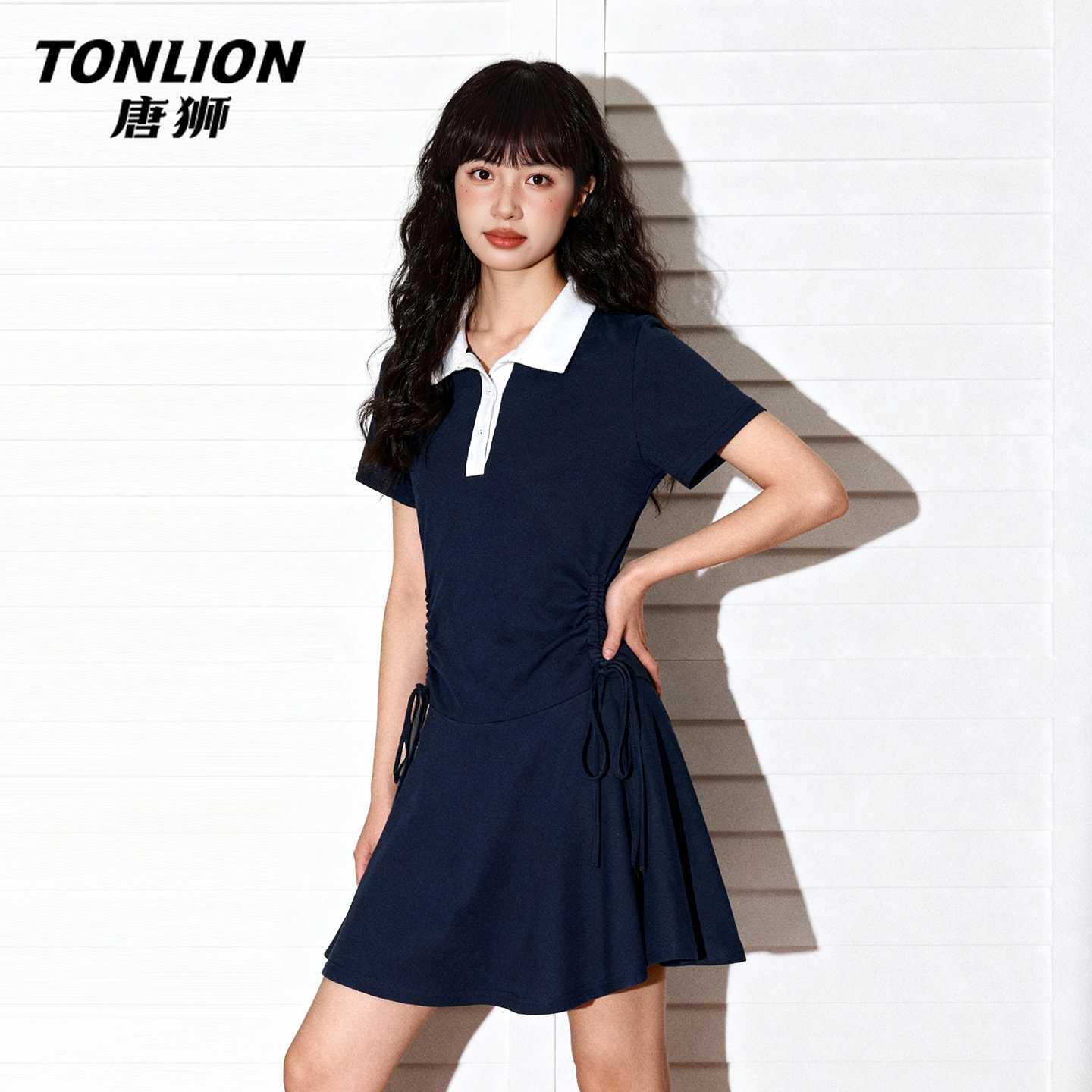 唐狮官方撞色连衣裙女2026新款春夏POLO衫修身抽褶显瘦a字短
