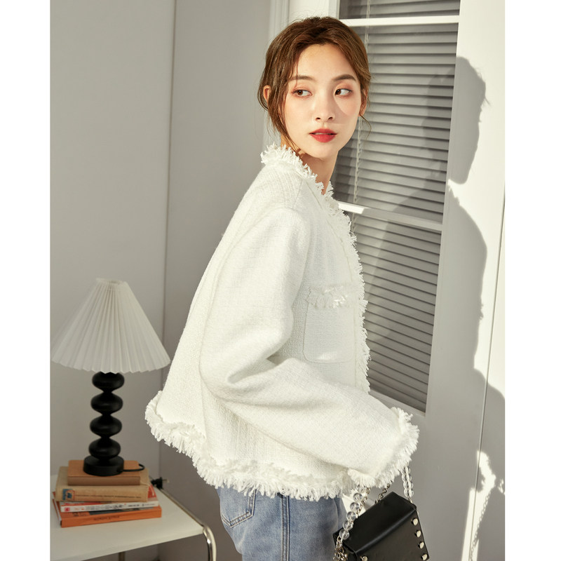 唐狮春秋季新款白色小香风外套女士上装短外套高级感超好看衣服潮