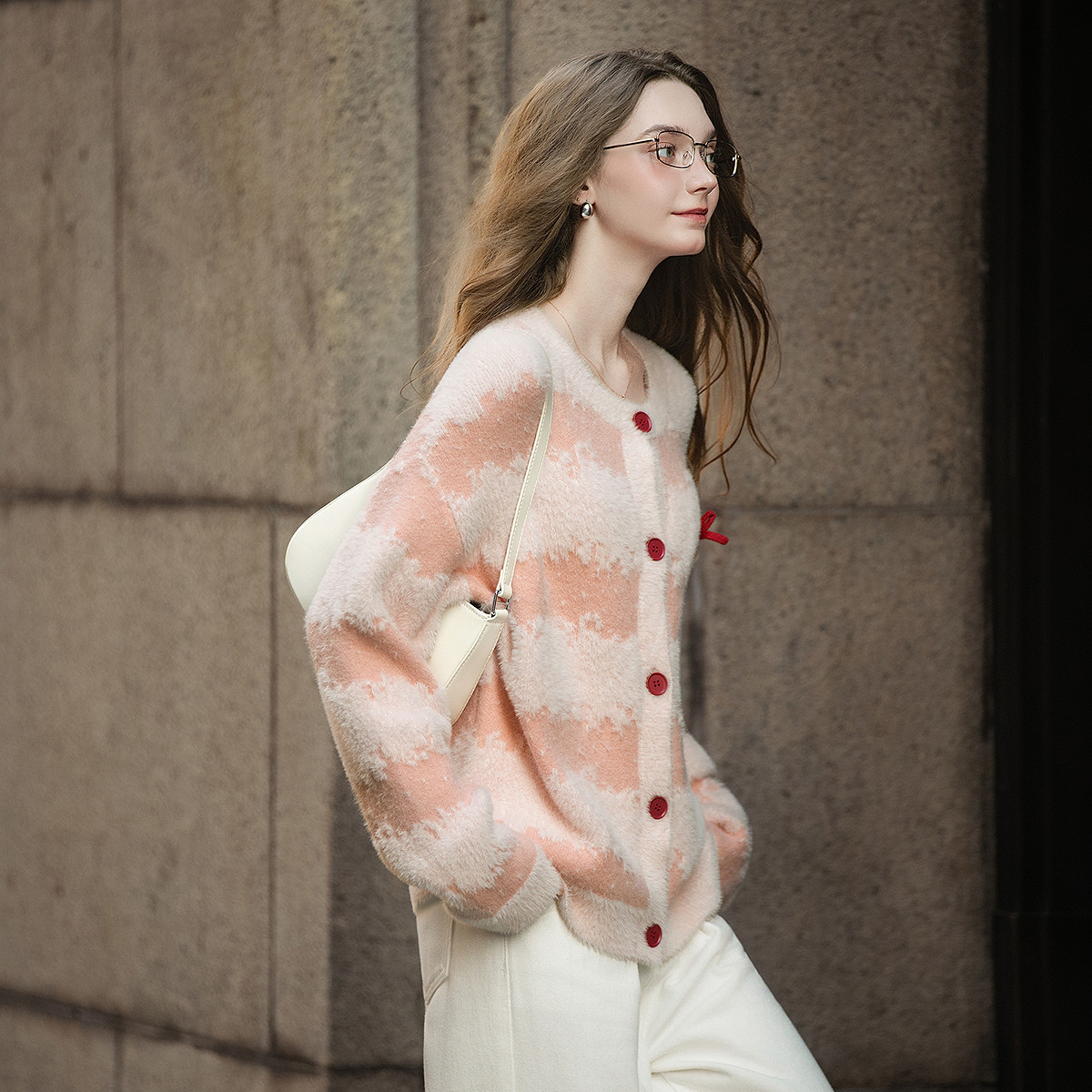 唐狮秋冬女毛衣圆领双色渐变提花可爱蝴蝶结甜美约会穿搭好看tuTA