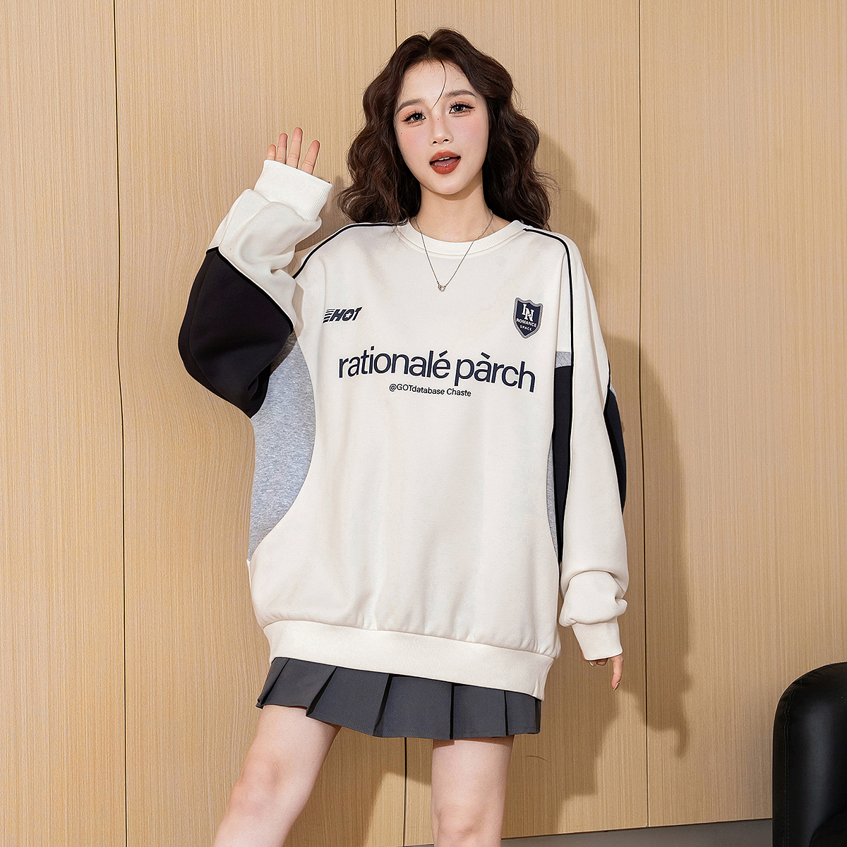 唐狮新款春季加绒女卫衣美式复古拼接学生圆领宽松上衣运动风TD