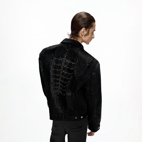 重磅工艺脊骨刺绣铆钉皮衣夹克