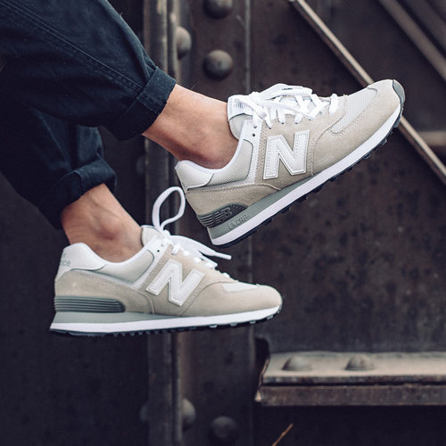 NEWBALANCE轻便复古运动鞋