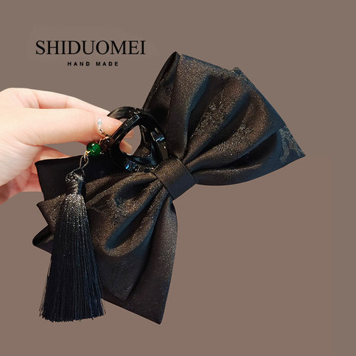 新中式国风缎面大蝴蝶结抓夹女