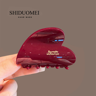 高级感复古红色爱心抓夹中号发夹法式气质金标字母马尾夹发卡头饰