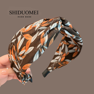 落叶秋风高级感撞色宽边打结发箍女2025年新款时尚高炉顶头箍发卡
