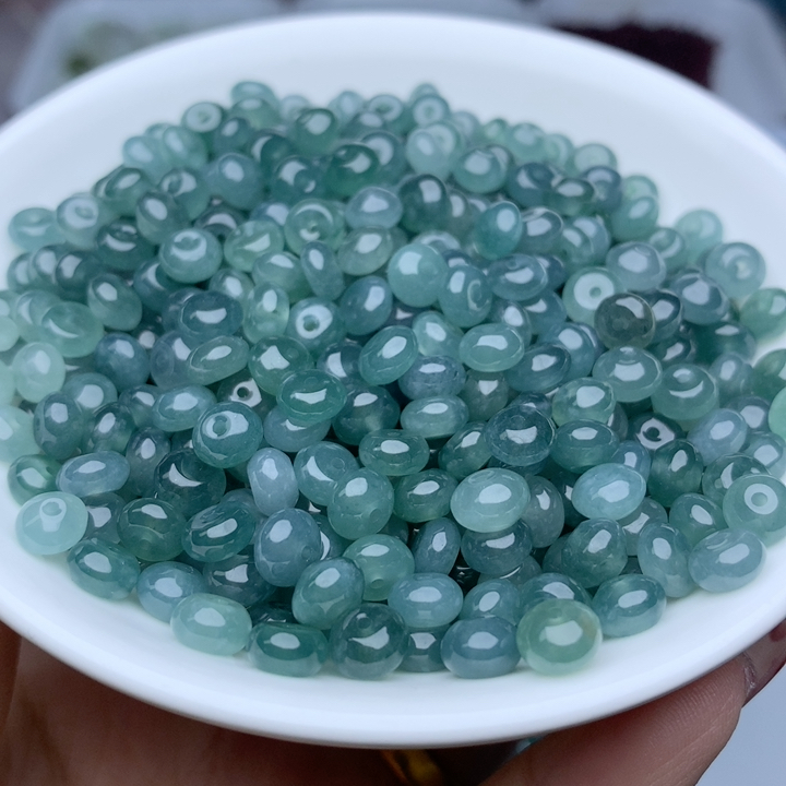 翡翠A货卡3.5mmx6.5mm冰蓝水鼓珠50颗