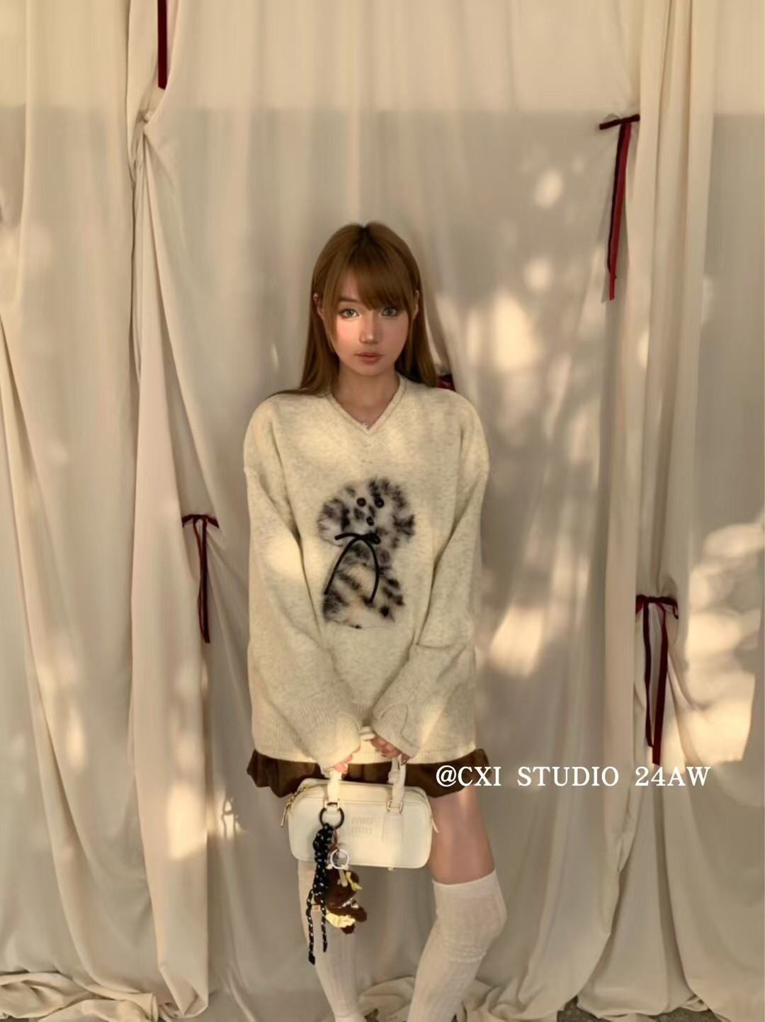 韩系温柔风减龄v领毛衣女24冬新款重工卡通毛毛小狗工艺设计上衣