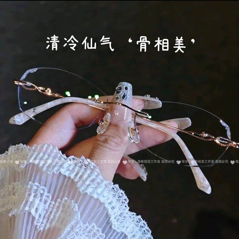 名媛风近视眼镜女超轻可配度数感光变色高级2026新款爆款时尚小框