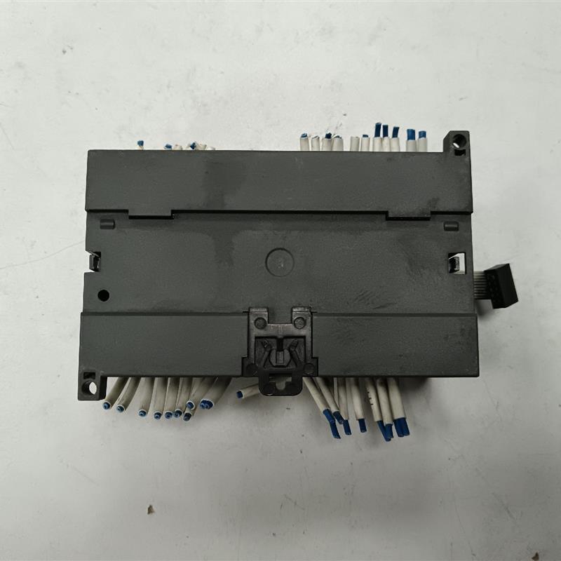 《议价》实物图原装PLC  EM223CN模块