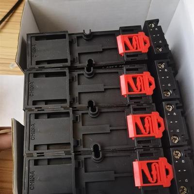 《议价》继电器底座RXZE2S108M插拔式设计12A 2