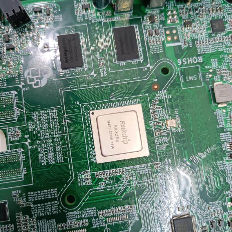 《议价》升腾迷你电脑主机成色如图芯片是RK3288配置不知道