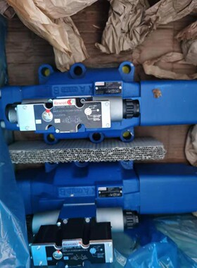 R900954702 4WRZE32W6-360-71/6EG24ETK31/A1D3M力士乐电磁比例阀