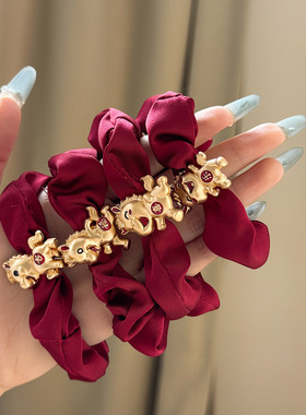 马年本命年红色丝绒发圈小肠慵懒风发绳女高级感新年秋冬发饰女