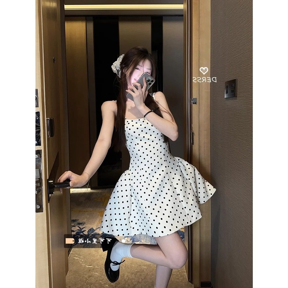 清纯初恋jennie法式吊带连衣裙女虞书欣双轨动漫白色模型高腰