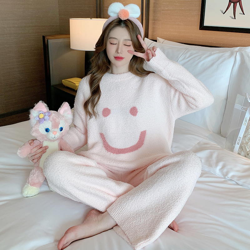 睡衣女冬季软绵绵加厚2025年新款甜美笑脸珊瑚绒可外穿家居服套装