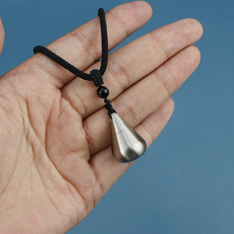 多功能不锈钢吊坠钥匙扣创意水滴密封挂件钥匙链药盒防水造型挂饰