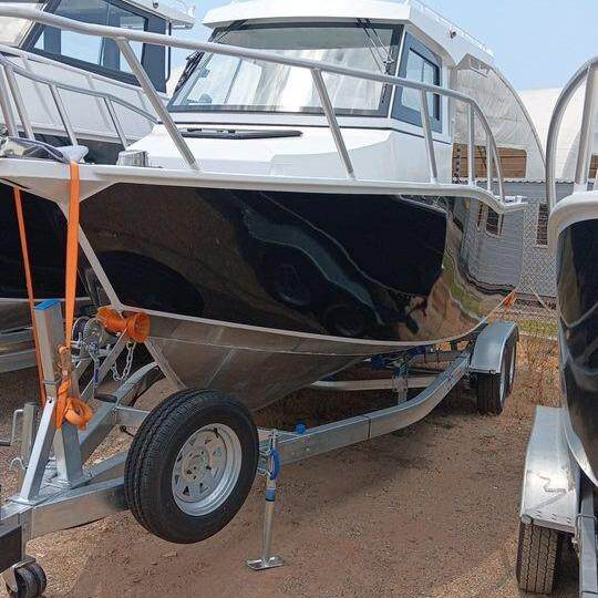 铝合金6米Profisher钓鱼艇黑色钓鱼船海钓