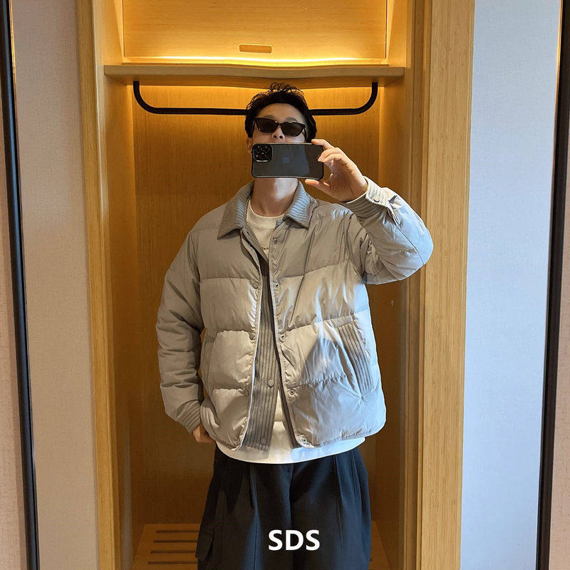 高端羽绒服男冬季2025新款轻薄保暖潮牌痞帅拼接假两件白鹅绒外套