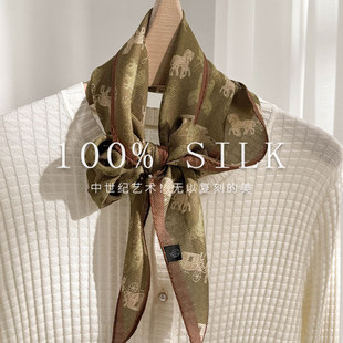 简约随性马车图案春秋小菱形巾桑蚕丝+羊毛舒适透气亲肤装饰围巾