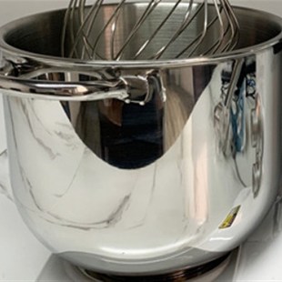 港九商用厨师机鲜奶机搅拌多功能烘焙奶油打发工厂直销家用两用