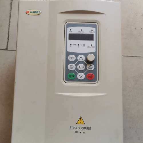 议价维修微能WIN-11G-7R5T4B/11P-011T4B，实物