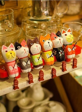 原木套六钓鱼小猫彩绘情侣猫电视柜客厅摆设摆件家居装饰手作木质