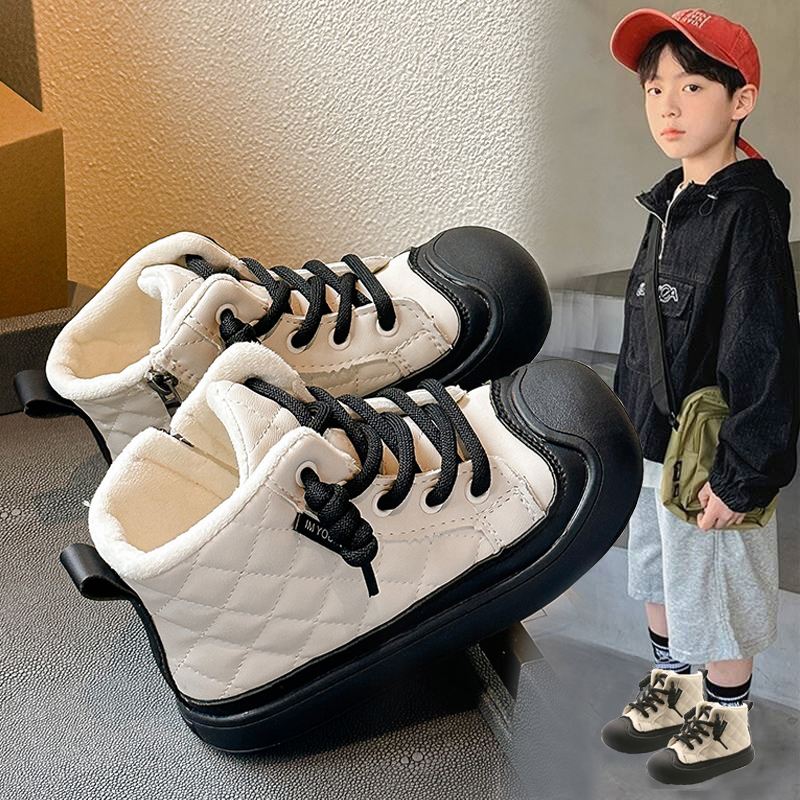 儿童靴子加绒短靴软底防踢保暖