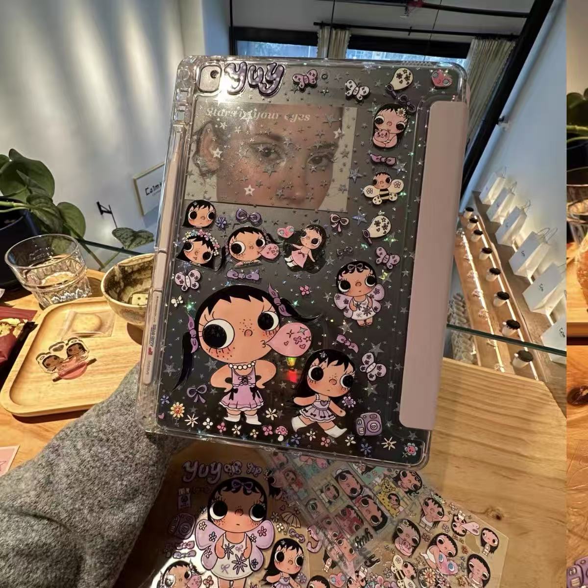 可爱小玉创意DIY贴纸适用苹果平板壳Y型+三折ipad保护壳2026air8/7/6硬ipad11代保护套10代透明带笔曹