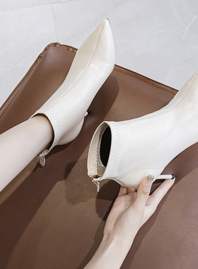 秋冬高跟短靴女细跟白色瘦瘦靴英伦网红女靴尖头马丁靴裸靴子