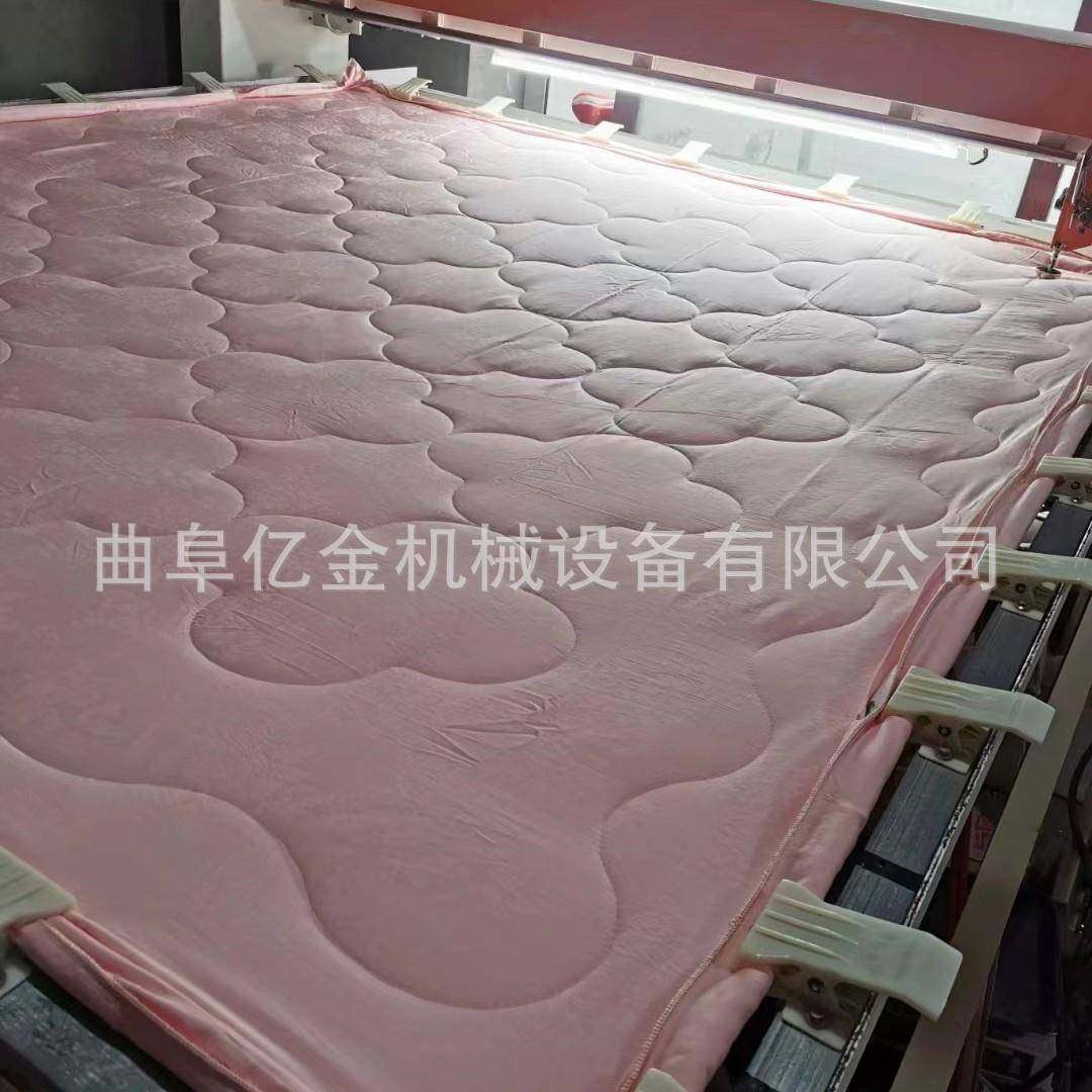 多种花型蚕丝丝绵套被机械智能滚筒电脑绗缝机单针电脑直线缝被机,纺织面料/辅料/配套,其他纺织机械,淘宝优惠券,粉丝福利购,淘宝优惠卷