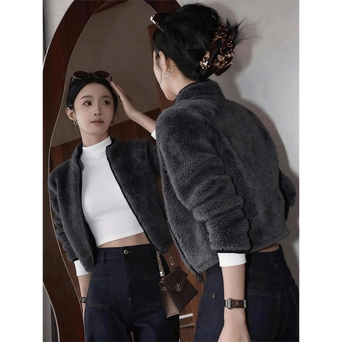 冬季女短款立领皮毛一体拉链外套