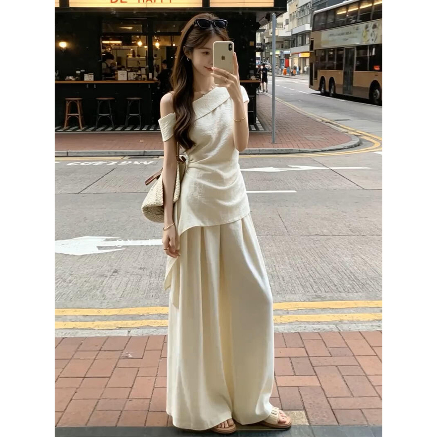夏季高级感巨好看穿搭一整套2026新款斜肩短袖t恤女阔腿裤两0528z