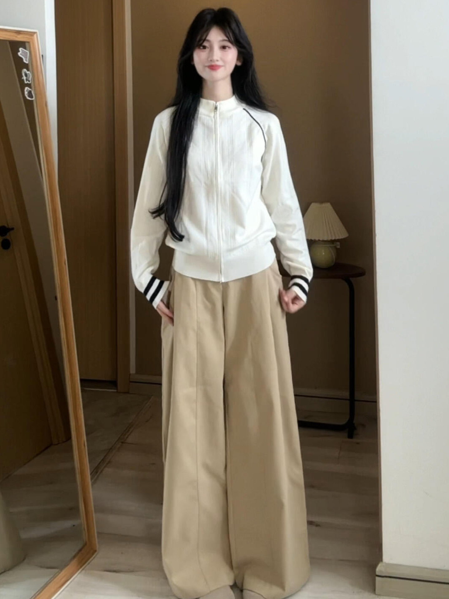 韩系学院风白色毛衣开衫外套女秋冬季2025新款设计感小众针织上衣